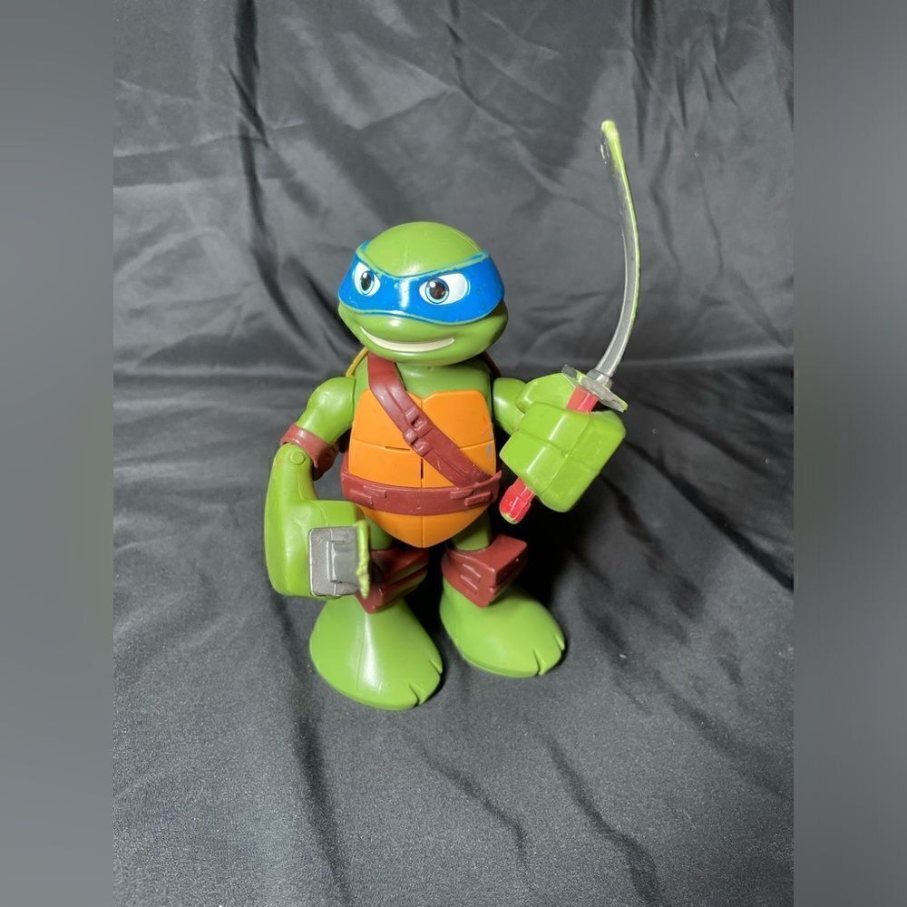 2014 Viacom TMNT LEONARDO 6'' Interactive Figure Teenage Mutant Ninja Turtles PC